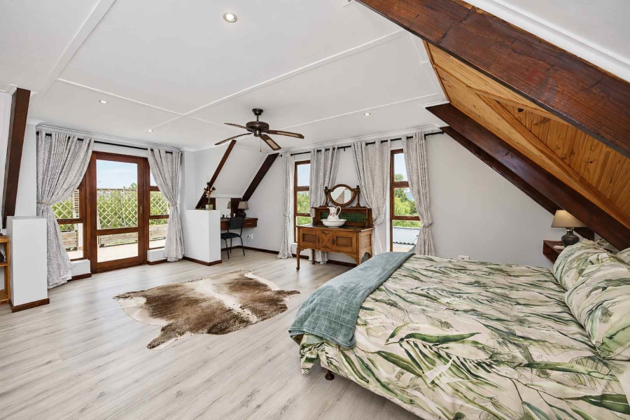 5 Bedroom Property for Sale in Fisherhaven Western Cape